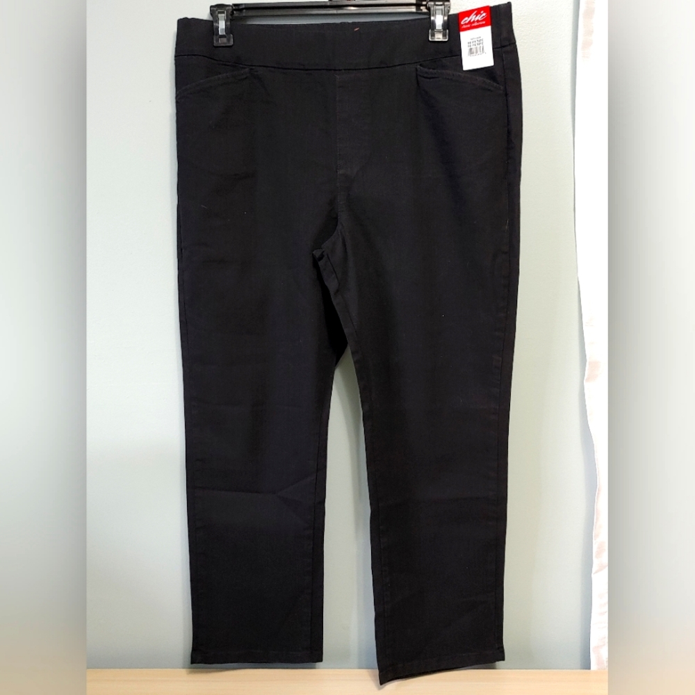 Chic Classic pull on Black Jeans. 18P NWT